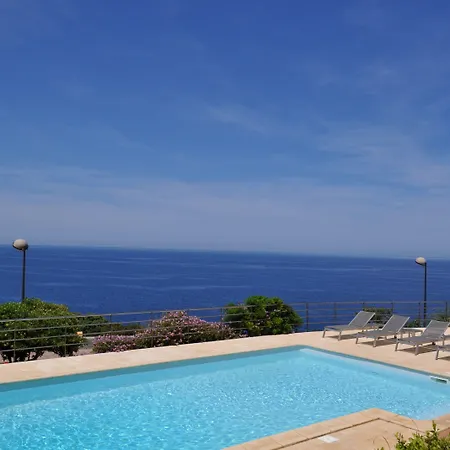 Hotel Le Saint Erasme, Eco Friendly Calvi (Corsica)