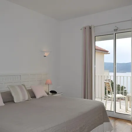 Le Saint Erasme, Eco Friendly 호텔 4*