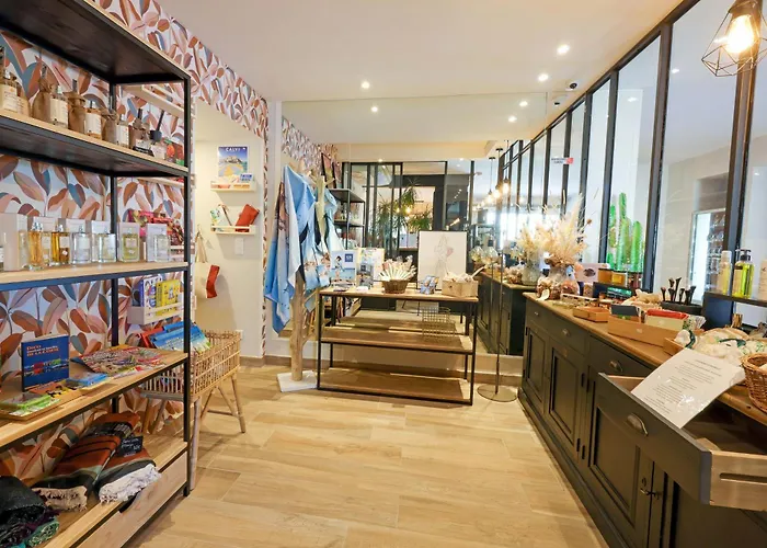 Hotel Le Saint Erasme, Eco Friendly Calvi (Corsica)