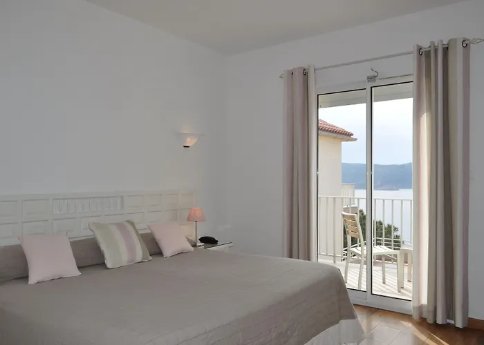 Le Saint Erasme, Eco Friendly Hotel 4*