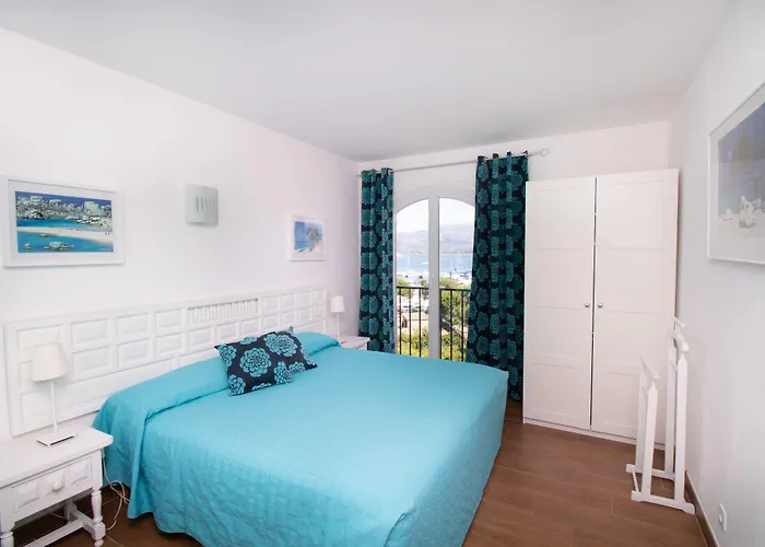 Le Saint Erasme, Eco Friendly Hotel Calvi (Corsica)