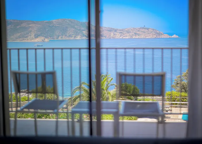 Hotel Le Saint Erasme, Eco Friendly Calvi (Corsica)