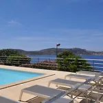 Le Saint Erasme, Eco Friendly Hotel
