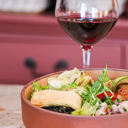 Le Saint Erasme, Eco Friendly فندق كالفي