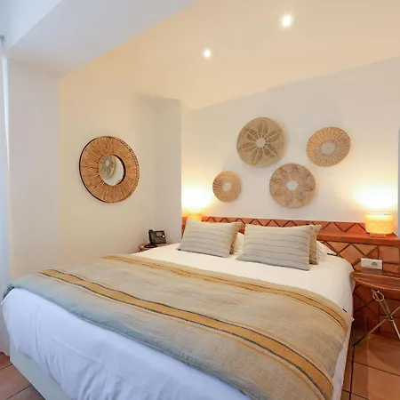 Le Saint Erasme, Eco Friendly فندق كالفي